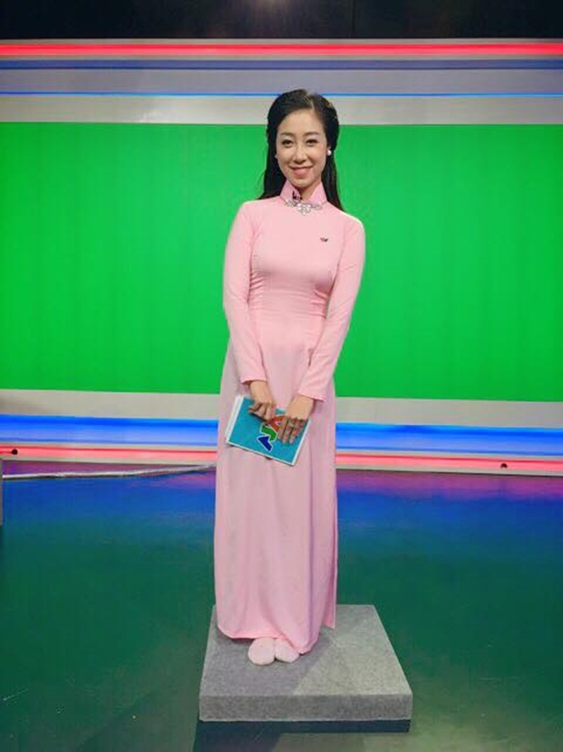 Thủ thuật để vào hình đẹp của BTV Phương Thanh Thủ thuật để vào hình đẹp của BTV Phương Thanh