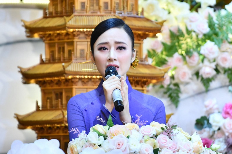 Angela Phương Trinh bị VTV1 'phủ đầu' khi cật lực PR 'Địa Long chữa Covid-19' - Ảnh 3 Angela Phương Trinh bị VTV1 'phủ đầu' khi cật lực PR 'Địa Long chữa Covid-19' - Ảnh 3