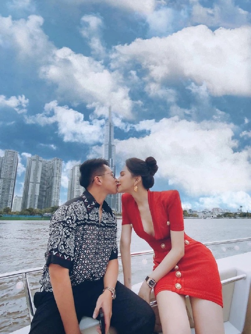 Tình yêu giữa Matt Liu và Hương Giang giờ ra sao hậu chàng bị tố 'gạ tình', nàng mất tích 2 Tình yêu giữa Matt Liu và Hương Giang giờ ra sao hậu chàng bị tố 'gạ tình', nàng mất tích 2