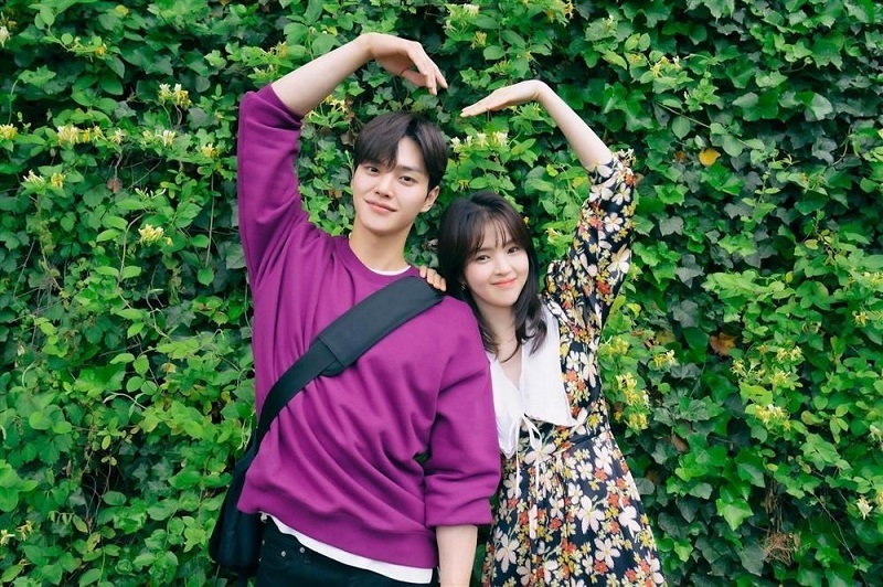 Top 2 tìm kiếm thuộc về cặp đôi Song Kang và Han So Hee