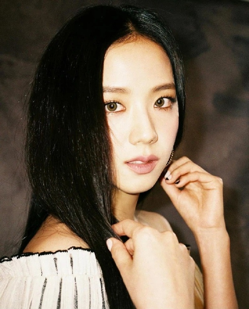 Ảnh hậu trường cực 'đỉnh' của Jisoo Ảnh hậu trường cực 'đỉnh' của Jisoo