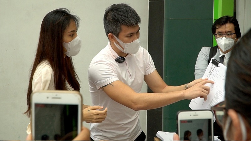 Nối gót ngân hàng giúp Trấn Thành và Thủy Tiên nhận tiền, VTV bất ngờ bị 'thế lực ngầm' dùng chiêu trò 2 Nối gót ngân hàng giúp Trấn Thành và Thủy Tiên nhận tiền, VTV bất ngờ bị 'thế lực ngầm' dùng chiêu trò 2