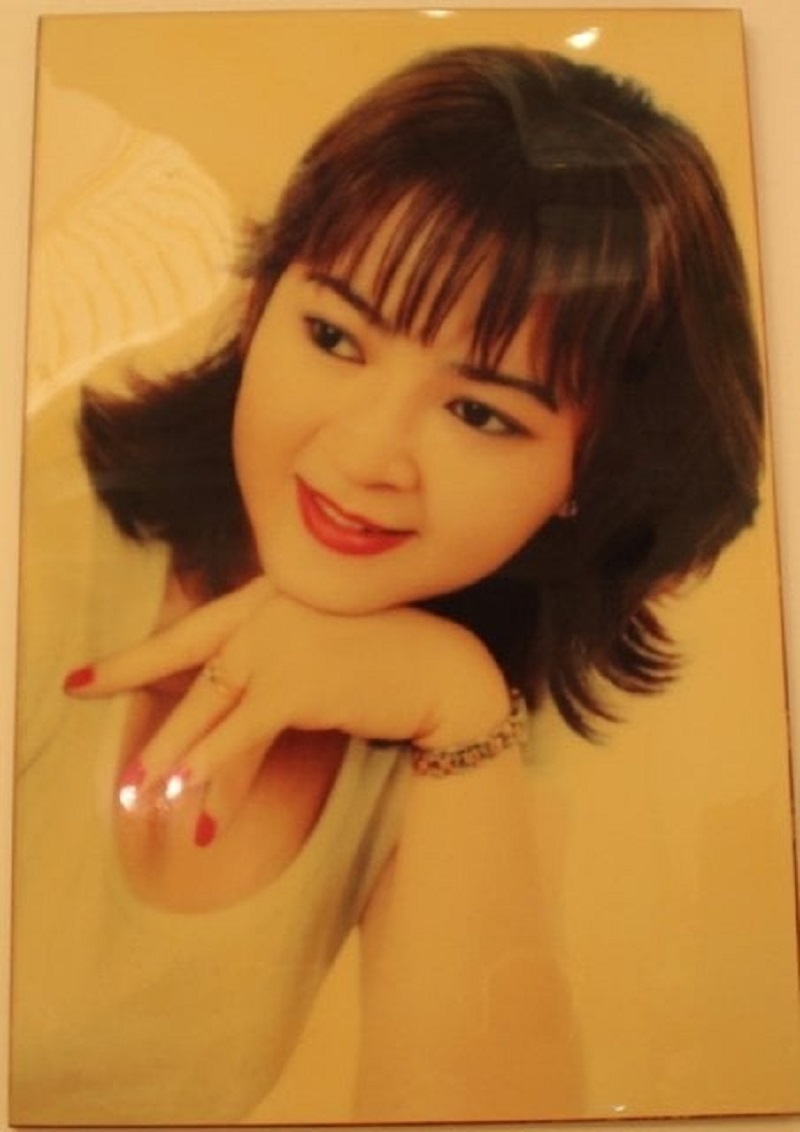 Bà Phương Hằng 'thả rông' nhan sắc, tiết lộ lý do luôn phải che bộ mặt thật 5 Bà Phương Hằng 'thả rông' nhan sắc, tiết lộ lý do luôn phải che bộ mặt thật 5