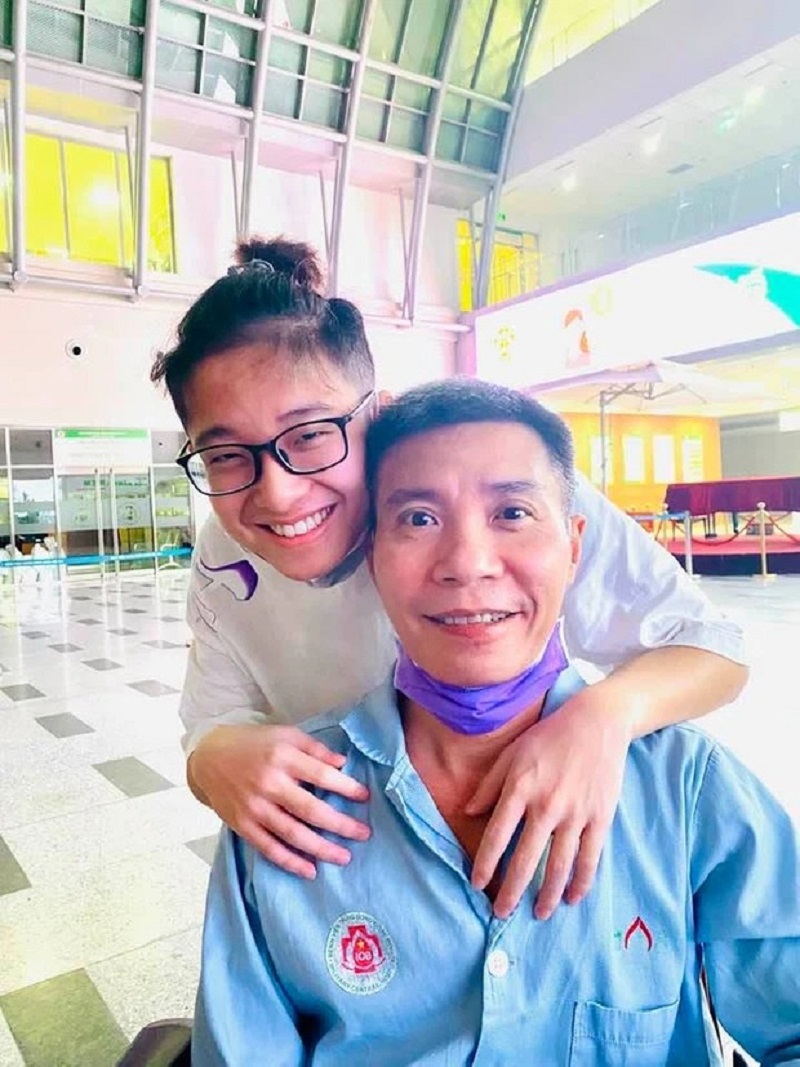 Bà xã NS Công Lý không còn giấu bệnh chồng, hé lộ tình trạng sau 3 tháng điều trị 3 Bà xã NS Công Lý không còn giấu bệnh chồng, hé lộ tình trạng sau 3 tháng điều trị 3