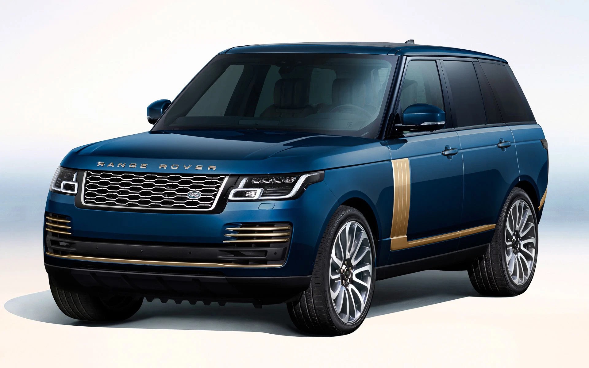 Tin xe hot nhất 21/10: Range Rover đời mới lộ ảnh nóng; Range Rover 2022 chốt lịch ra mắt 3