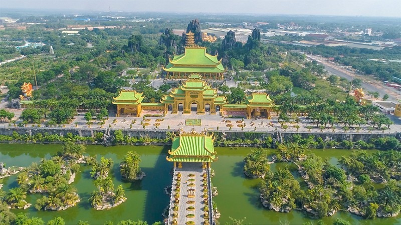 Niềm tự hào của bà Phương Hằng chính thức hồi sinh, dân tình đồng loạt ủng hộ 3 Niềm tự hào của bà Phương Hằng chính thức hồi sinh, dân tình đồng loạt ủng hộ 3