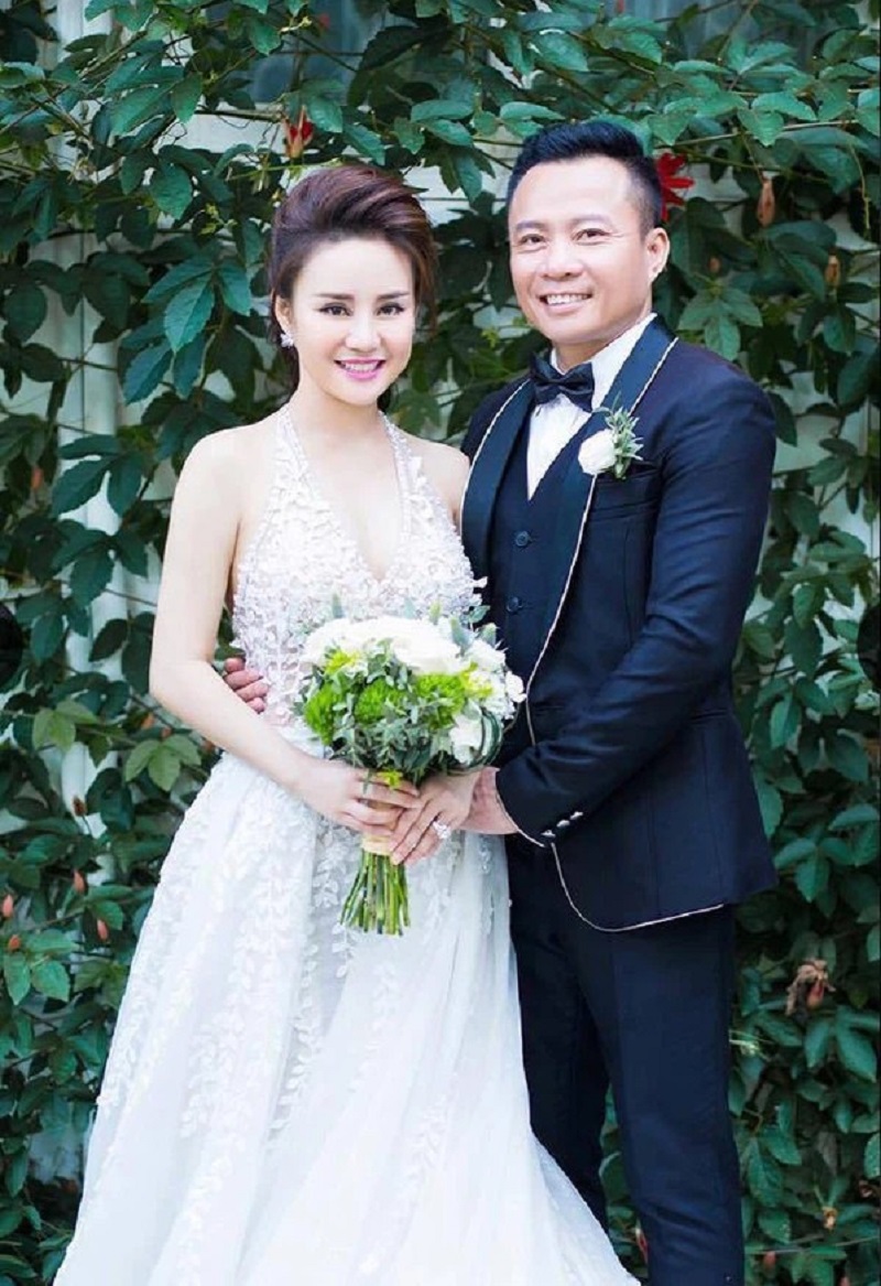 Vy Oanh tung bằng chứng quan trọng sẵn sàng đối đầu bà Phương Hằng 3 Vy Oanh tung bằng chứng quan trọng sẵn sàng đối đầu bà Phương Hằng 3