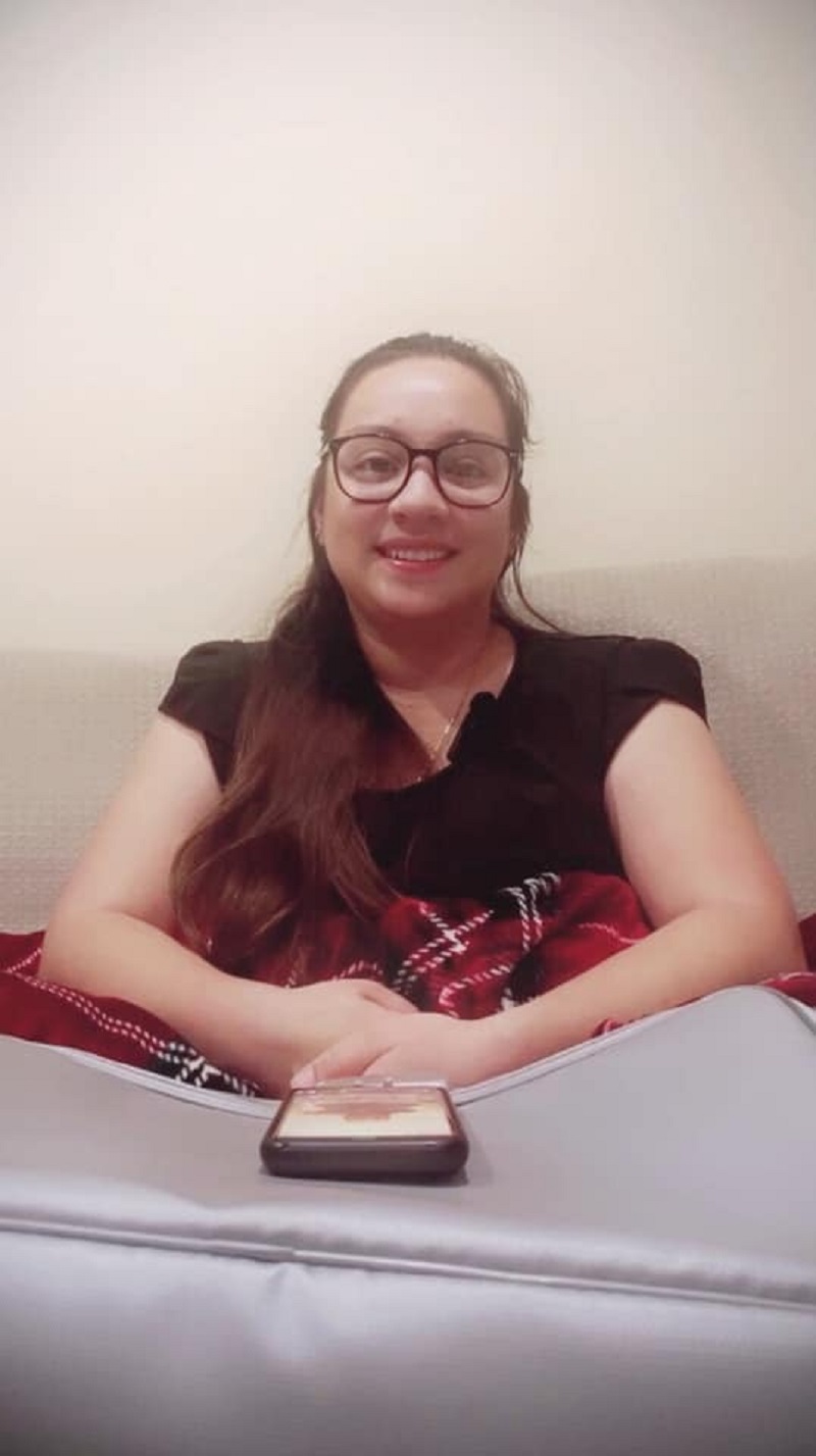 Con gái ruột Phi Nhung thú nhận lý do 'khó rơi nước mắt' trong tang lễ mẹ, mải mê livestream - Ảnh 1 Con gái ruột Phi Nhung thú nhận lý do 'khó rơi nước mắt' trong tang lễ mẹ, mải mê livestream - Ảnh 1