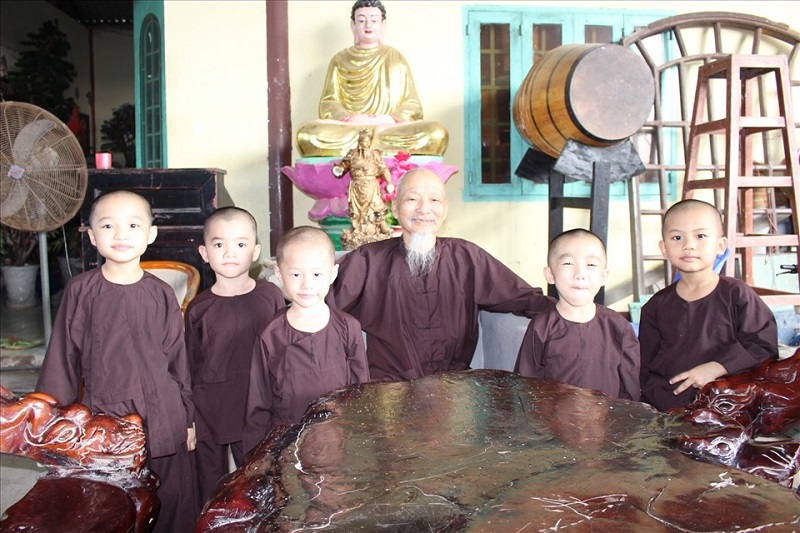 Tịnh Thất Bồng Lai 'quay xe' vẫn cố 'lươn lẹo' tẩy trắng dấu vết xin tiền tài trợ (Ảnh internet) Tịnh Thất Bồng Lai 'quay xe' vẫn cố 'lươn lẹo' tẩy trắng dấu vết xin tiền tài trợ (Ảnh internet)