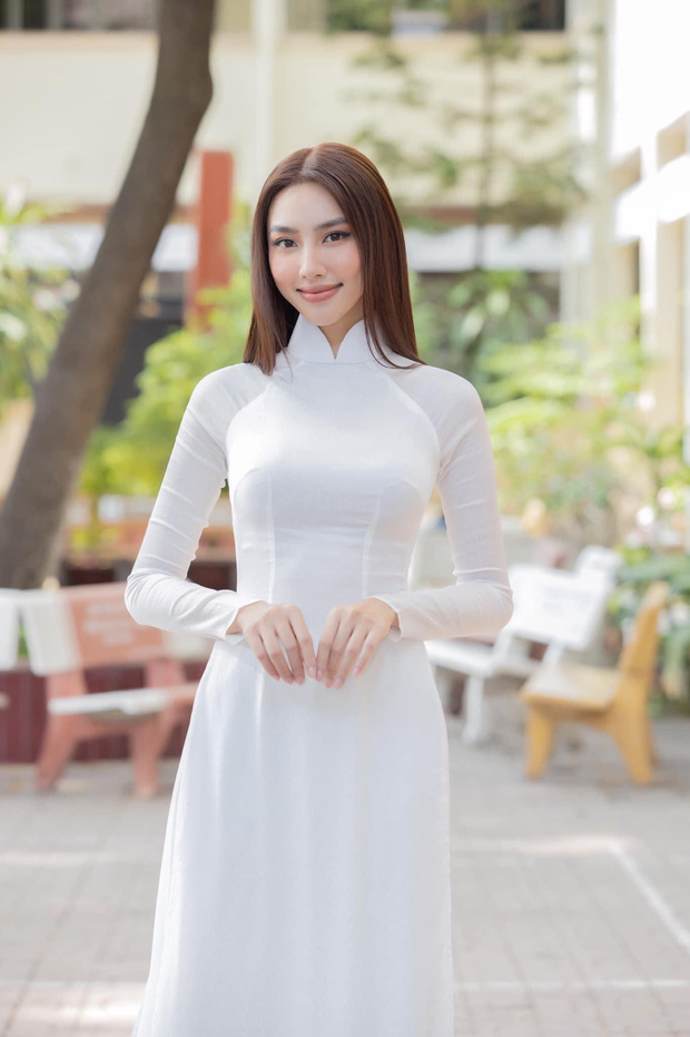 Trở về Việt Nam sau đăng qua, Hoa hậu Nguyễn Thúc Thuỳ Tiên có lịch trình làm việc dày đặc trải dài từ Nam ra Bắc (Ảnh: FBNV) Trở về Việt Nam sau đăng qua, Hoa hậu Nguyễn Thúc Thuỳ Tiên có lịch trình làm việc dày đặc trải dài từ Nam ra Bắc (Ảnh: FBNV)