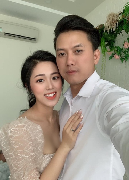 Quách Ngọc Tuyên là diễn viên nổi tiếng tại khu vực phía Nam và nhận được sự quan tâm lớn của người hâm mộ (Ảnh: FBNV) Quách Ngọc Tuyên là diễn viên nổi tiếng tại khu vực phía Nam và nhận được sự quan tâm lớn của người hâm mộ (Ảnh: FBNV)