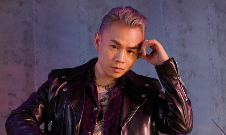 Binz gây ấn tượng qua hàng loạt các bản hit như: Bigcityboy, The said, Cho mình em,... Binz gây ấn tượng qua hàng loạt các bản hit như: Bigcityboy, The said, Cho mình em,...