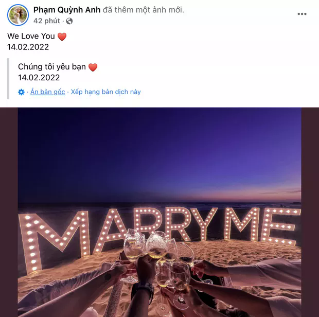 Động thái hội bạn thân cùng nâng ly chúc mừng khiến dân tình 'bán tín bán nghi' Phạm Quỳnh Anh được cầu hôn và đang mang thai. Điều này khiến dân tình đặc biệt chú ý (Ảnh: FBNV) Động thái hội bạn thân cùng nâng ly chúc mừng khiến dân tình 'bán tín bán nghi' Phạm Quỳnh Anh được cầu hôn và đang mang thai. Điều này khiến dân tình đặc biệt chú ý (Ảnh: FBNV)