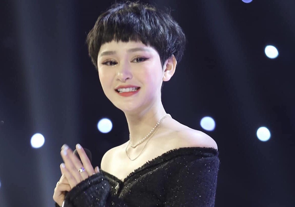 Hiền Hồ bất ngờ bị 'réo tên' (Ảnh: Internet)