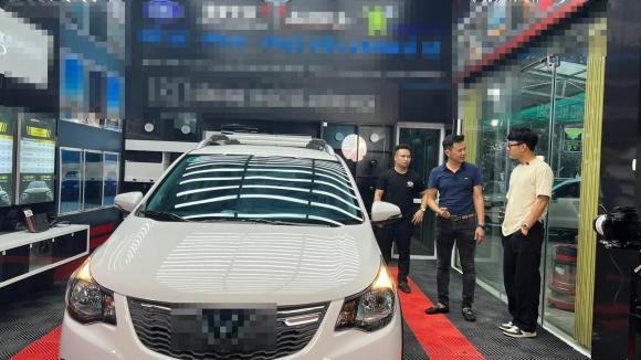 Hồng Đăng “tậu” 1 chiếc xe mới khiến nhiều người phải trầm trồ vì lý do gây hài (Ảnh: FBNV) Hồng Đăng “tậu” 1 chiếc xe mới khiến nhiều người phải trầm trồ vì lý do gây hài (Ảnh: FBNV)