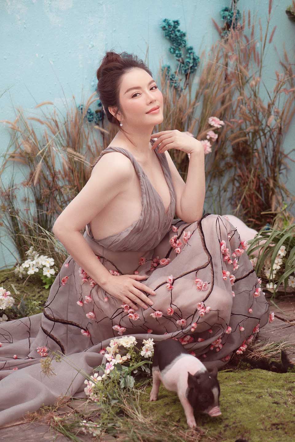 Lý Nhã Kỳ được biết đến là 1 sao nữ giàu có, đình đám nhưng đang độc thân ở tuổi 40 (Ảnh: Internet)