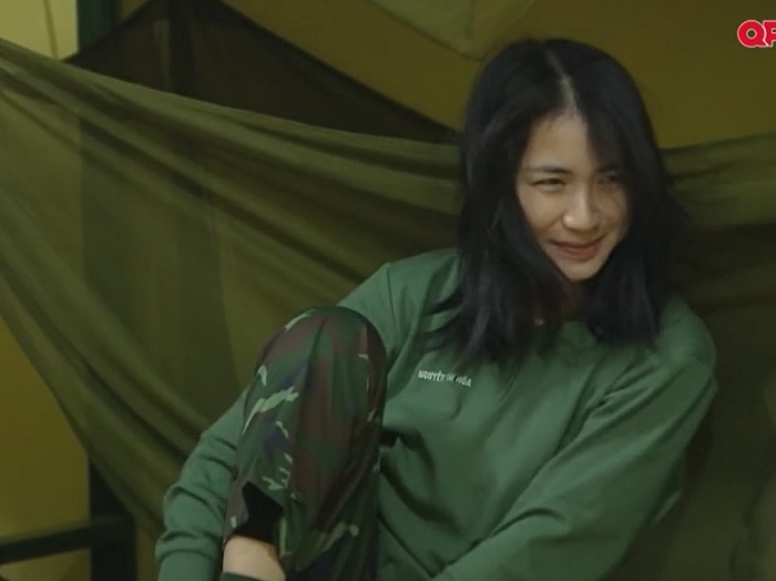 Cận cảnh mặt mộc của Hòa Minzy, Minh Tú,... trên sóng truyền hình (Ảnh: Chụp màn hình) Cận cảnh mặt mộc của Hòa Minzy, Minh Tú,... trên sóng truyền hình (Ảnh: Chụp màn hình)
