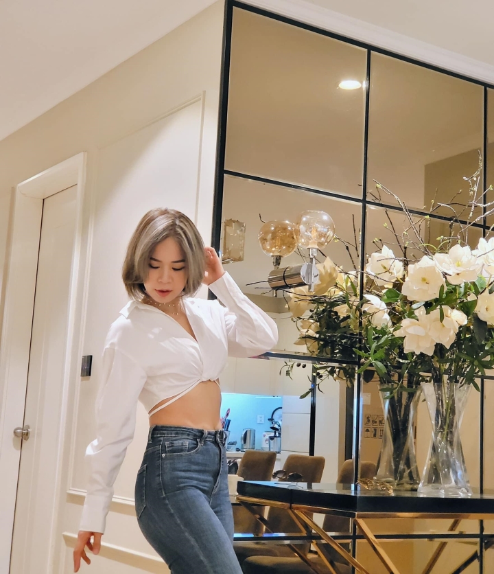 Nhan sắc, vóc dáng của Mạnh Trường được khen ngợi ngày càng thăng hạng (Ảnh: FBNV)