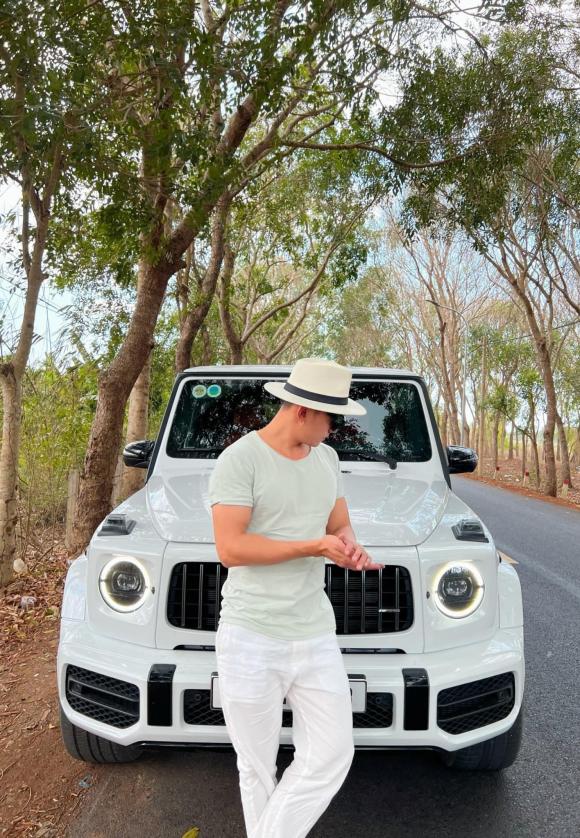 Động thái bị nghi Lý Bình 'khịa' đồng nghiệp khiến nhiều người chú ý (Ảnh: Internet)