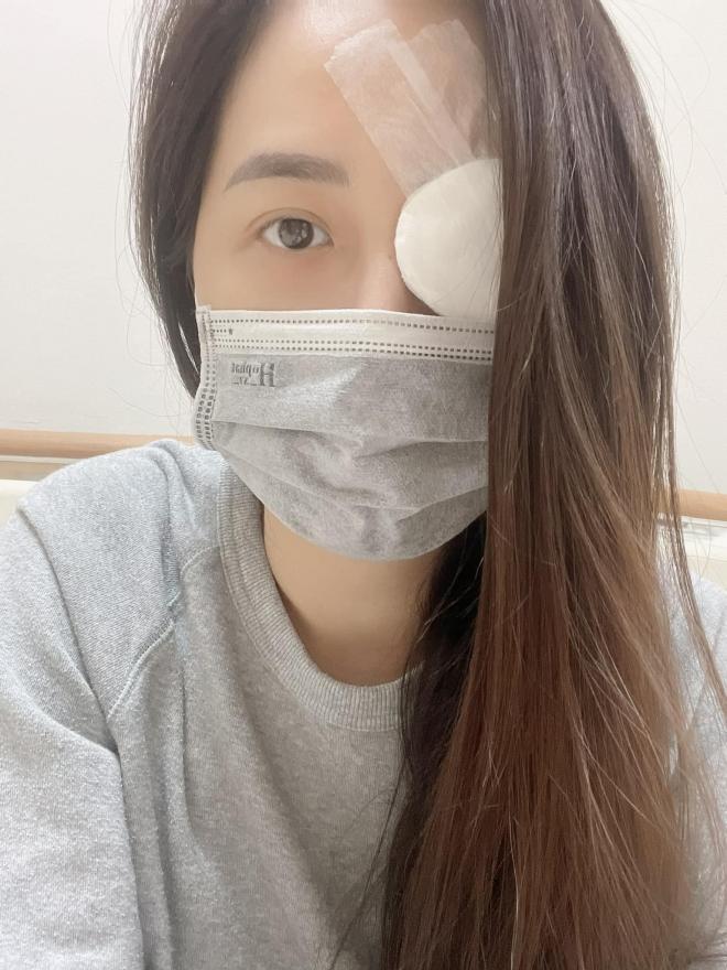 Mai Phương Thúy gây lo lắng khi đăng tải hình ảnh che 1 bên mắt khiến nhiều người chú ý (Ảnh: Internet) Mai Phương Thúy gây lo lắng khi đăng tải hình ảnh che 1 bên mắt khiến nhiều người chú ý (Ảnh: Internet)
