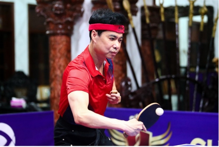 Ngọc Sơn có niềm đam mê lớn với bộ môn Bóng bàn. Anh từng có nhiều màn 'tỉ thí' với các vận động viên hàng đầu của Việt Nam (Ảnh: Internet) Ngọc Sơn có niềm đam mê lớn với bộ môn Bóng bàn. Anh từng có nhiều màn 'tỉ thí' với các vận động viên hàng đầu của Việt Nam (Ảnh: Internet)
