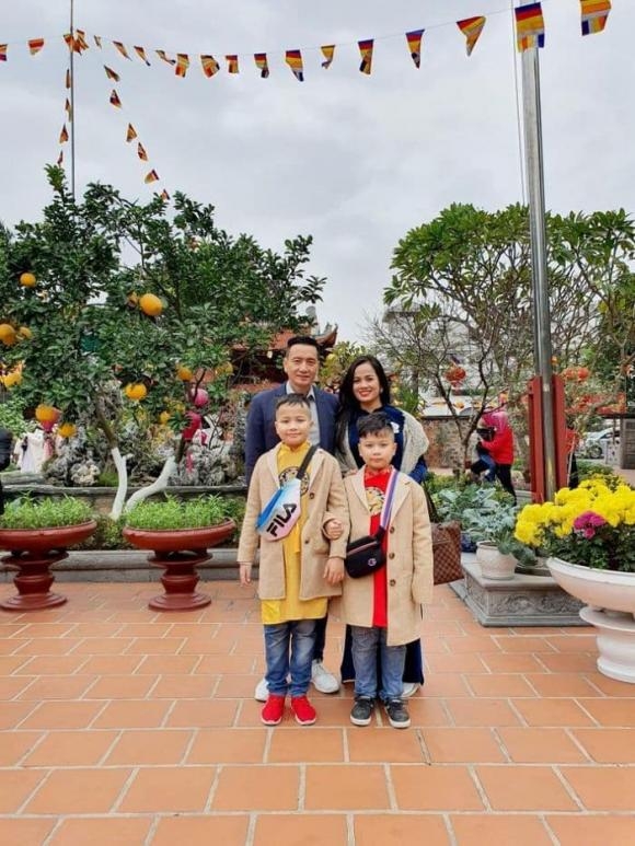 Gia đình diễn viên Thu Hà khiến nhiều người ngưỡng mộ vì hạnh phúc (Ảnh: Internet)