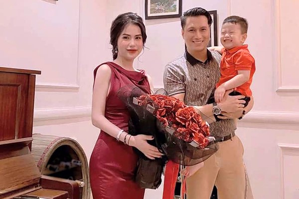 Việt Anh - Hương Trần sau sóng gió hiện tại đã làm lành, mục đích để cùng nuôi dạy con trai (Ảnh: Internet) Việt Anh - Hương Trần sau sóng gió hiện tại đã làm lành, mục đích để cùng nuôi dạy con trai (Ảnh: Internet)
