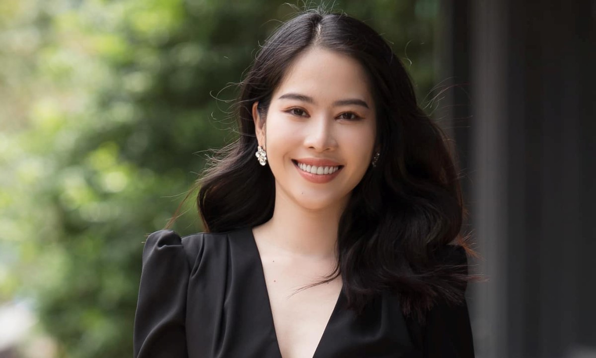 Cùng với sự nổi tiếng, Nguyễn Thị Lệ Nam Em cũng dính phải không ít những tai tiếng (Ảnh: Internet) Cùng với sự nổi tiếng, Nguyễn Thị Lệ Nam Em cũng dính phải không ít những tai tiếng (Ảnh: Internet)