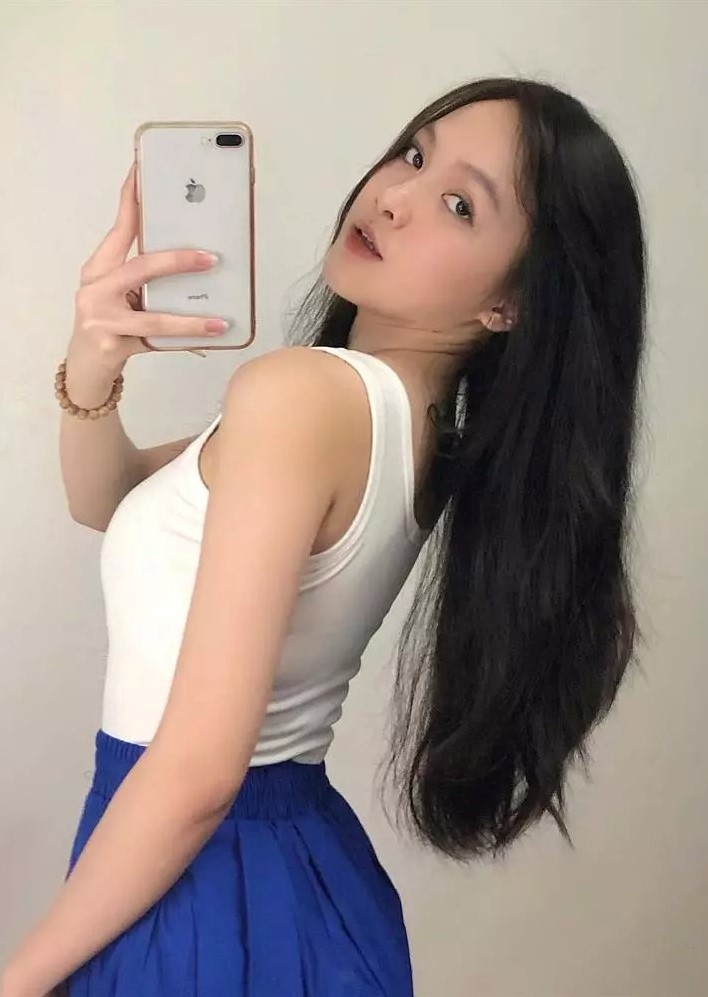 Bạn gái Nhâm Mạnh Dũng được nhận xét xinh đẹp và vô cùng giỏi giang (Ảnh: Internet) Bạn gái Nhâm Mạnh Dũng được nhận xét xinh đẹp và vô cùng giỏi giang (Ảnh: Internet)