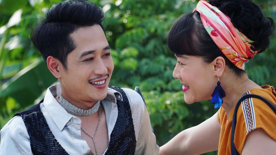 Mạnh Hưng trong Hướng dương ngược nắng