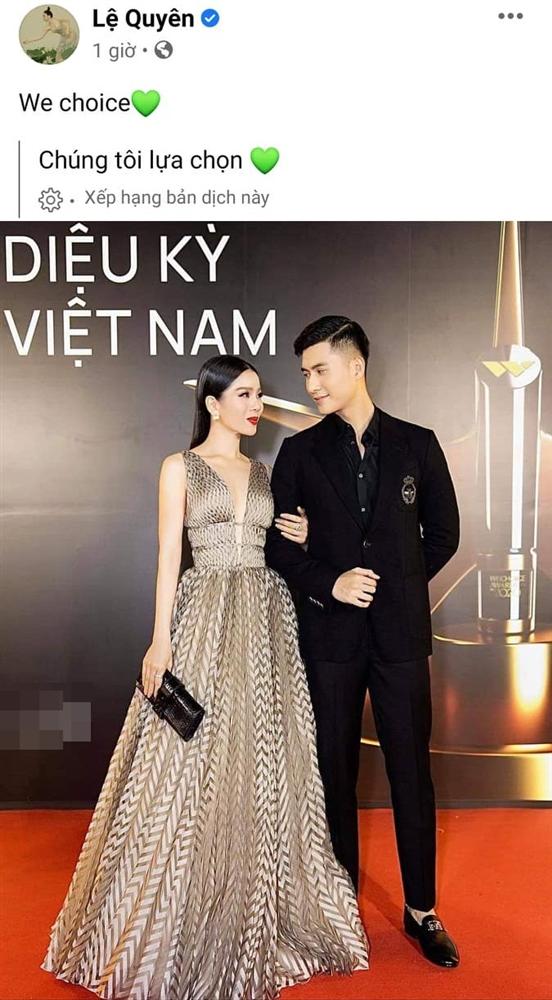 Lệ Quyên tình tứ bên Lâm Bảo Châu tại sự kiện