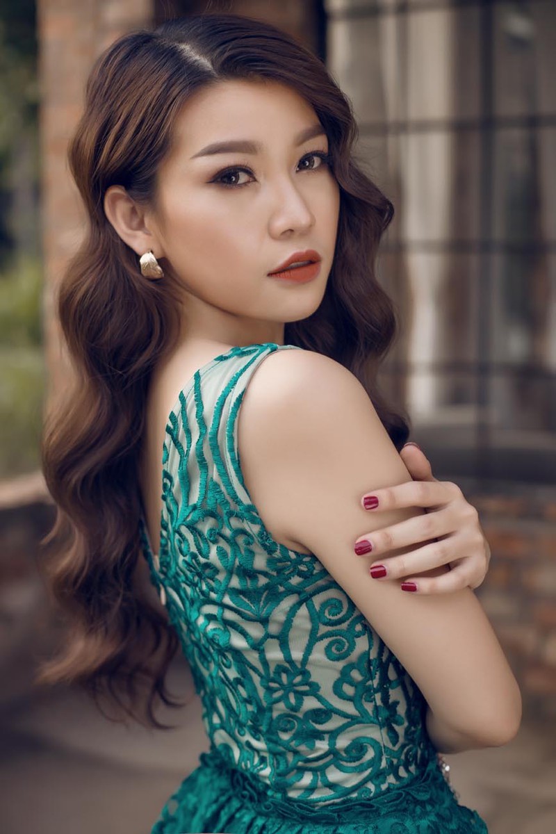 Bạn thân cố diễn viên Mai Phương 'bóc' loạt hành động có chủ ý của Hải Tú với Sơn Tùng, bênh vực Thiều Bảo Trâm với lý lẽ khiến ai cũng 'gật dù' - Ảnh 2 Bạn thân cố diễn viên Mai Phương 'bóc' loạt hành động có chủ ý của Hải Tú với Sơn Tùng, bênh vực Thiều Bảo Trâm với lý lẽ khiến ai cũng 'gật dù' - Ảnh 2