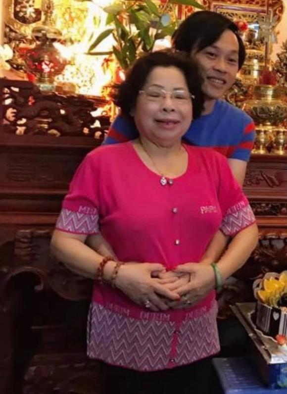 Hoài Linh cũng mất đi cả người dì thân thiết Hoài Linh cũng mất đi cả người dì thân thiết