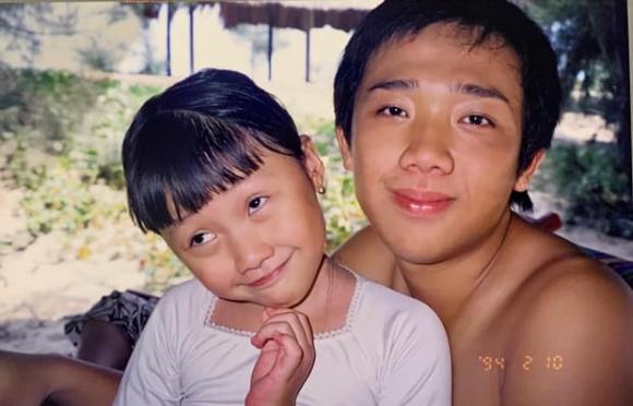 Trấn Thành lộ quá khứ 'đen nhẻm' bên em gái Trấn Thành lộ quá khứ 'đen nhẻm' bên em gái