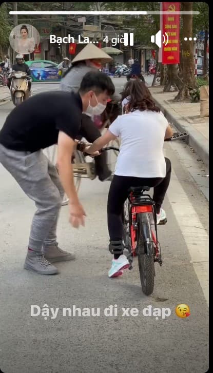 Khoảnh khắc thân thiết của bạn trai và con gái nhỏ được người đẹp hạnh phúc chia sẻ trên trang cá nhân Khoảnh khắc thân thiết của bạn trai và con gái nhỏ được người đẹp hạnh phúc chia sẻ trên trang cá nhân