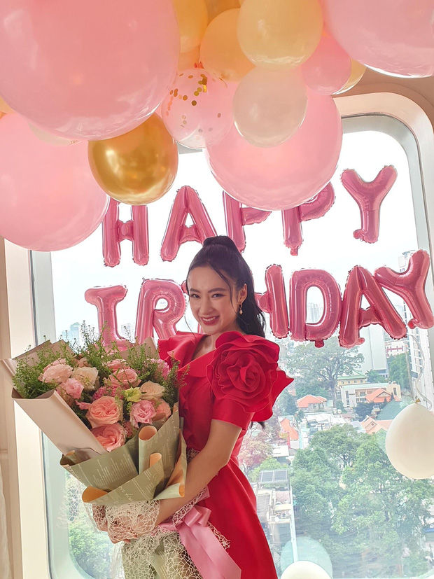 Angela Phương Trinh xinh đẹp đón tuổi mới Angela Phương Trinh xinh đẹp đón tuổi mới