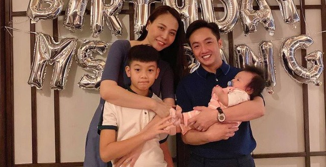 Gia đình hạnh phúc của Cường Đô La và Đàm Thu Trang Gia đình hạnh phúc của Cường Đô La và Đàm Thu Trang