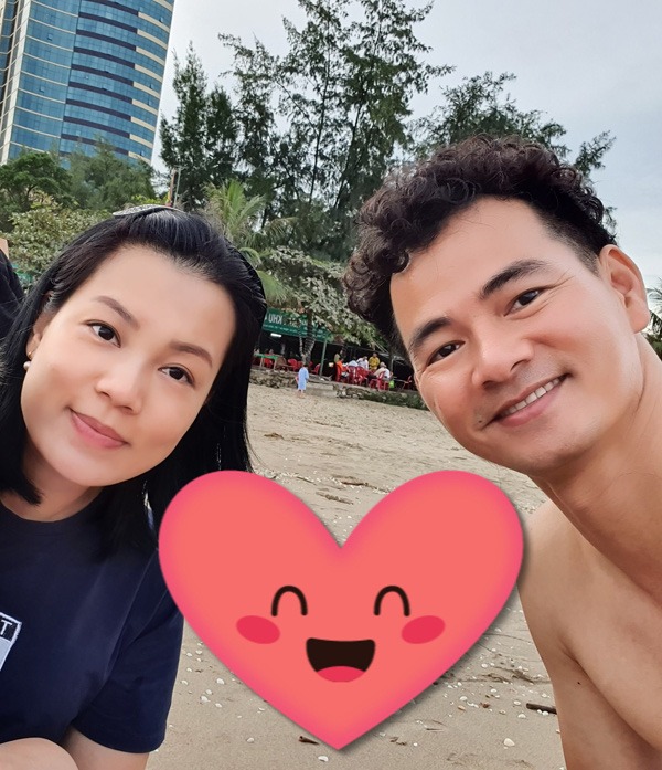 Vợ chồng nghệ sĩ Xuân Bắc thường xuyên chia sẻ những khoảnh khắc hạnh phúc mặn nồng