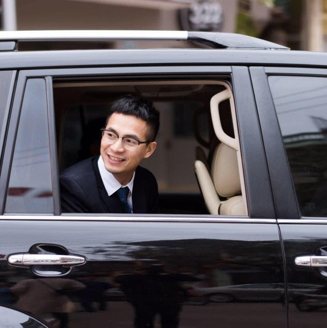 Diện mạo ngoài đời trái ngược trên trên phim của nam diễn viên vào vai Vỹ trong Hướng dương ngược nắng - Ảnh 2