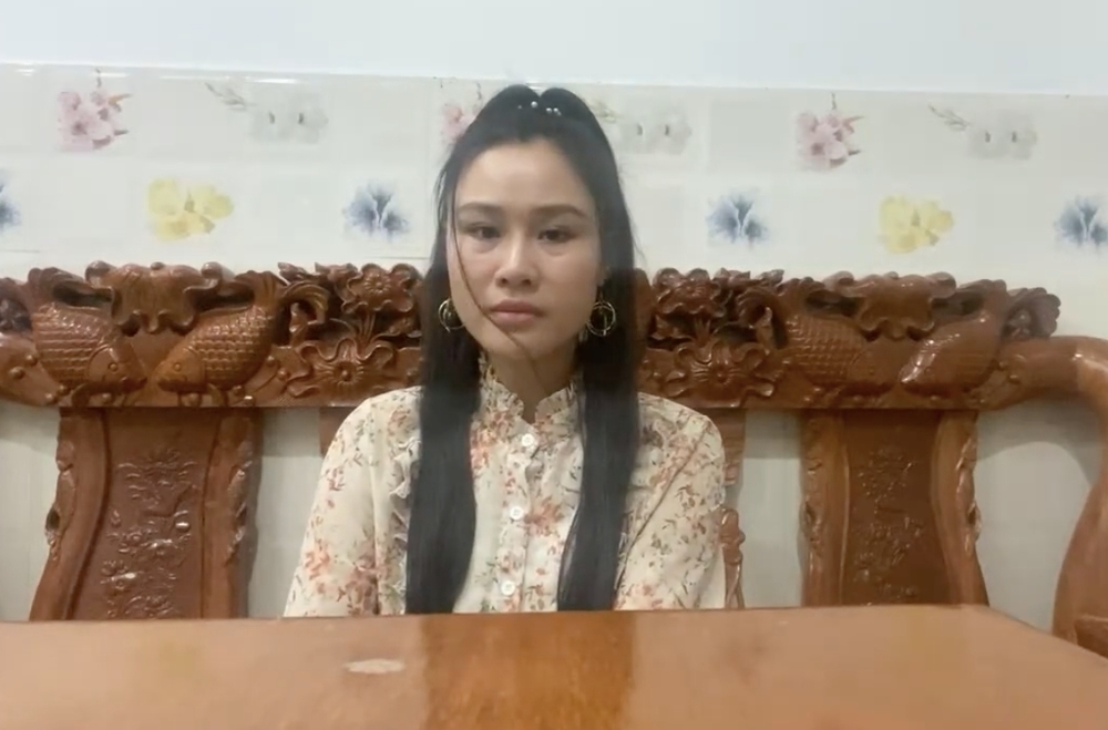 Linh Lan livestream, tố chị gái Vân Quang Long là người chẳng tốt đẹp. Ảnh: Internet