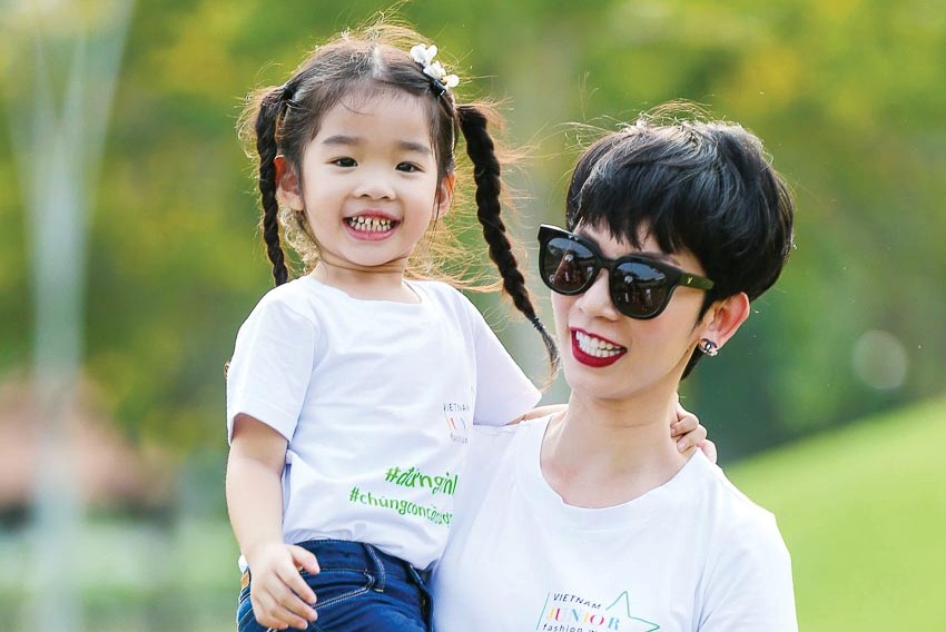 Siêu mẫu Xuân Lan và con gái. Ảnh: Internet