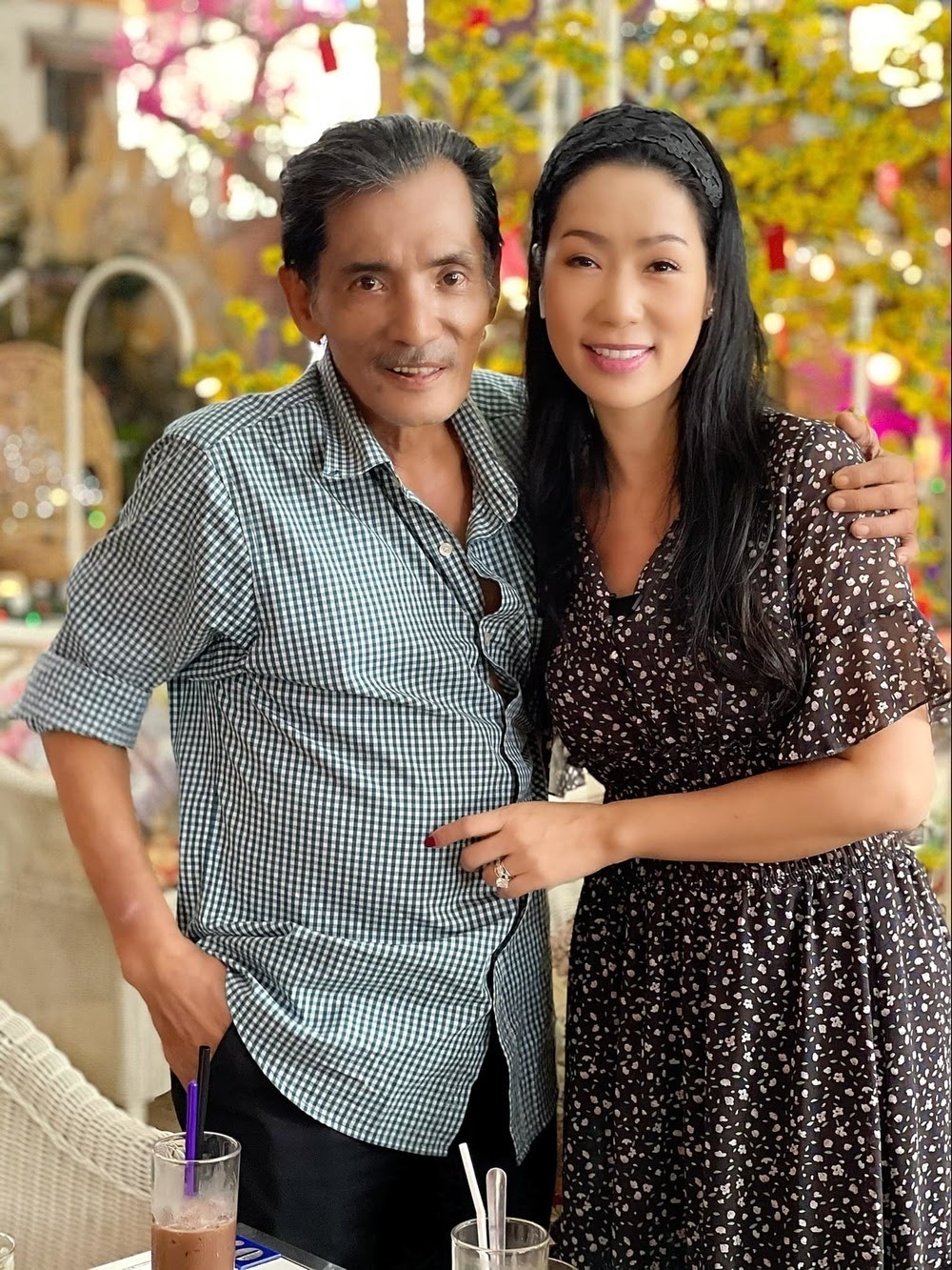 NS Thương Tín lên kế hoạch sử dụng gần 1 tỷ đồng tiền ủng hộ: Dành hết 'đầu tư' cho vợ và con gái - Ảnh 1