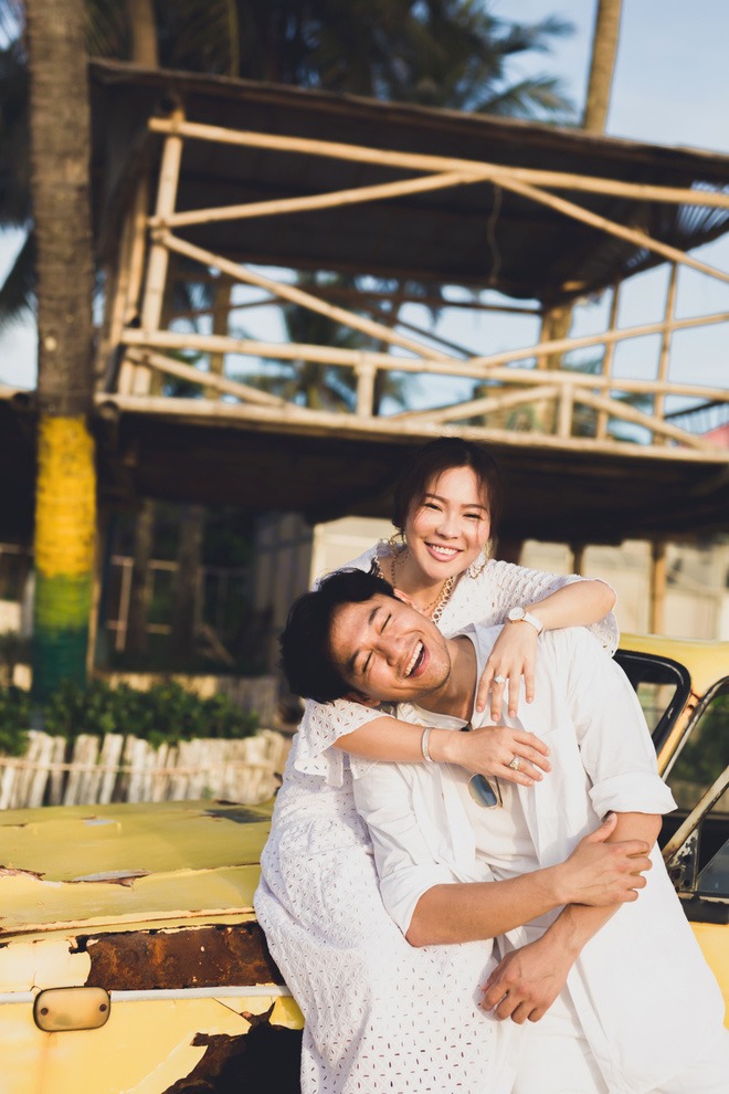 Trúng 'tiếng sét ái tình', vợ 7x của Quý Bình lần đầu kể vể thời gian tương tư, bứt rứt vì chồng trẻ - Ảnh 4 Trúng 'tiếng sét ái tình', vợ 7x của Quý Bình lần đầu kể vể thời gian tương tư, bứt rứt vì chồng trẻ - Ảnh 4