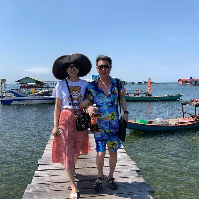 Công Lý và bà xã vừa có chuyến đi đến Phú Quốc. Ảnh: FBNV