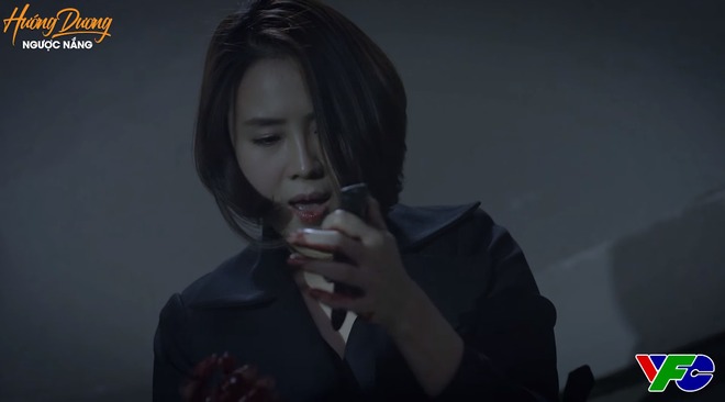 Hồng Đăng 'đổ thêm dầu vào lửa' giữa lúc bị Hồng Diễm ôm mối hận lớn trong Hướng dương ngược nắng - Ảnh 1 Hồng Đăng 'đổ thêm dầu vào lửa' giữa lúc bị Hồng Diễm ôm mối hận lớn trong Hướng dương ngược nắng - Ảnh 1