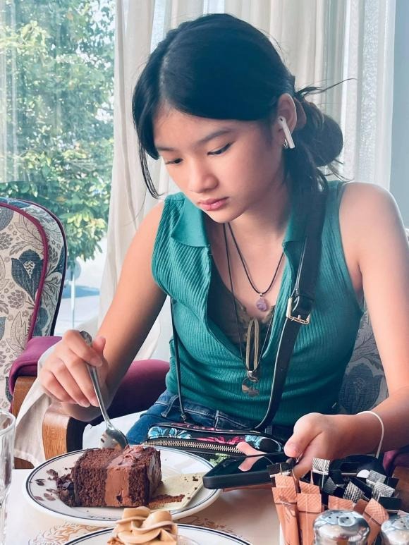 Trần Bảo Sơn tung ảnh cực phẩm bên 'mỹ nhân tuổi teen', góc nhìn nào cũng khiến dân tình đắm đuối - Ảnh 1 Trần Bảo Sơn tung ảnh cực phẩm bên 'mỹ nhân tuổi teen', góc nhìn nào cũng khiến dân tình đắm đuối - Ảnh 1