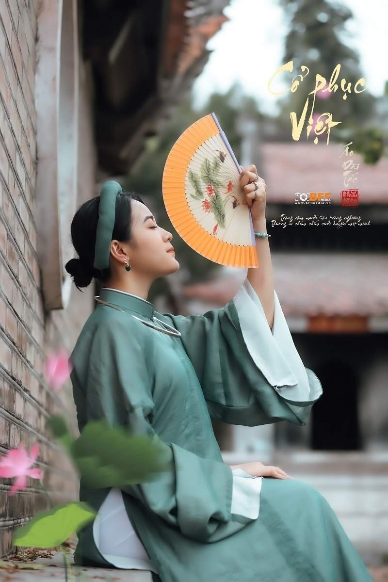 Lóa mắt trước bộ ảnh kỷ yếu 'cổ phục Việt' 70 triệu đồng của học sinh Nghệ An - Ảnh 4 Lóa mắt trước bộ ảnh kỷ yếu 'cổ phục Việt' 70 triệu đồng của học sinh Nghệ An - Ảnh 4