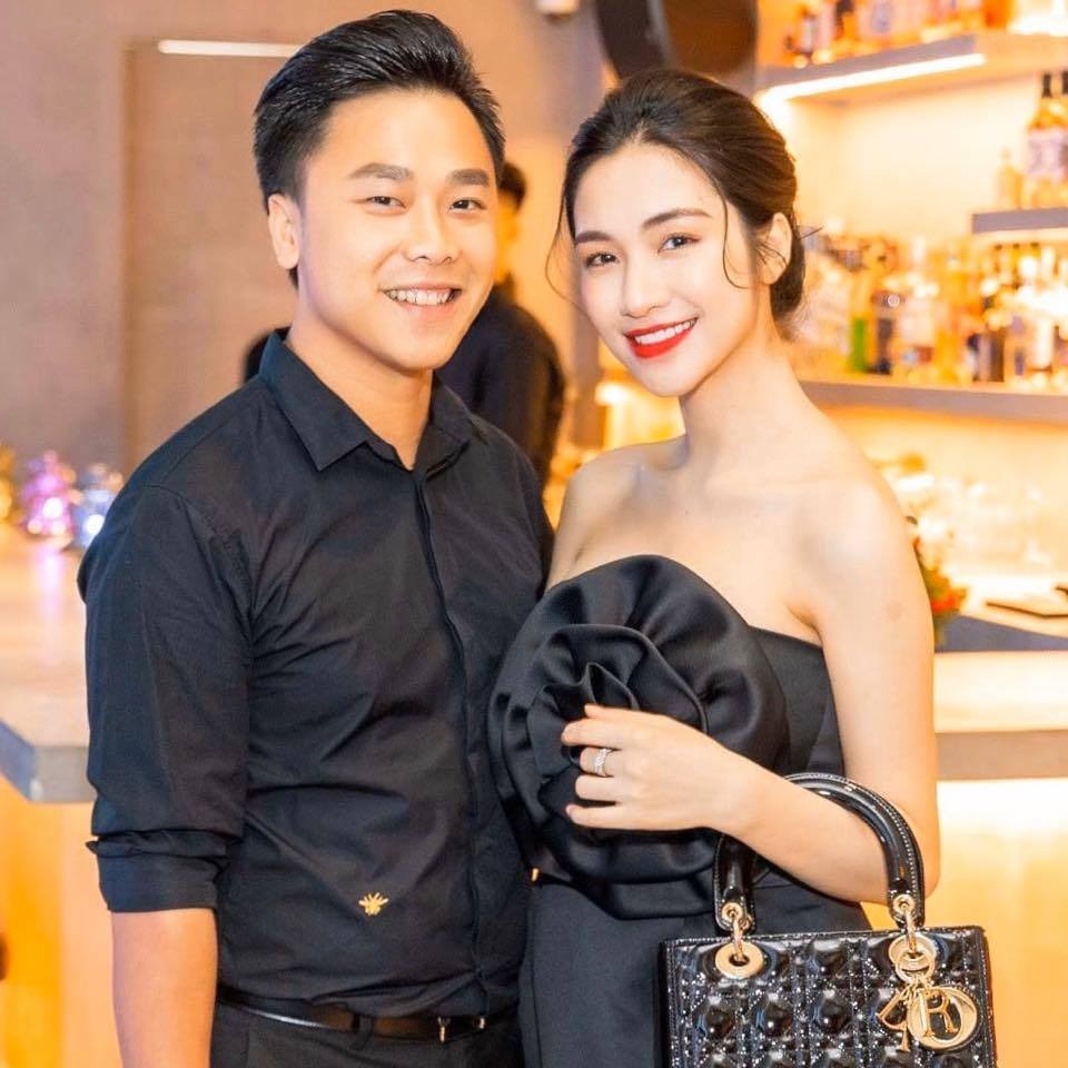 Hòa Minzy đang có cuộc sống hạnh phúc bên bạn trai và cậu con trai. Ảnh: FBNV Hòa Minzy đang có cuộc sống hạnh phúc bên bạn trai và cậu con trai. Ảnh: FBNV