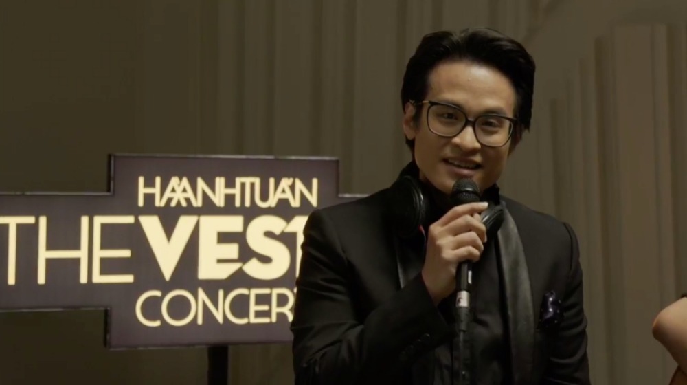 Màn xử lý sự cố của Hà Anh Tuấn khiến dân tình không khỏi thích thú. Ảnh: internet