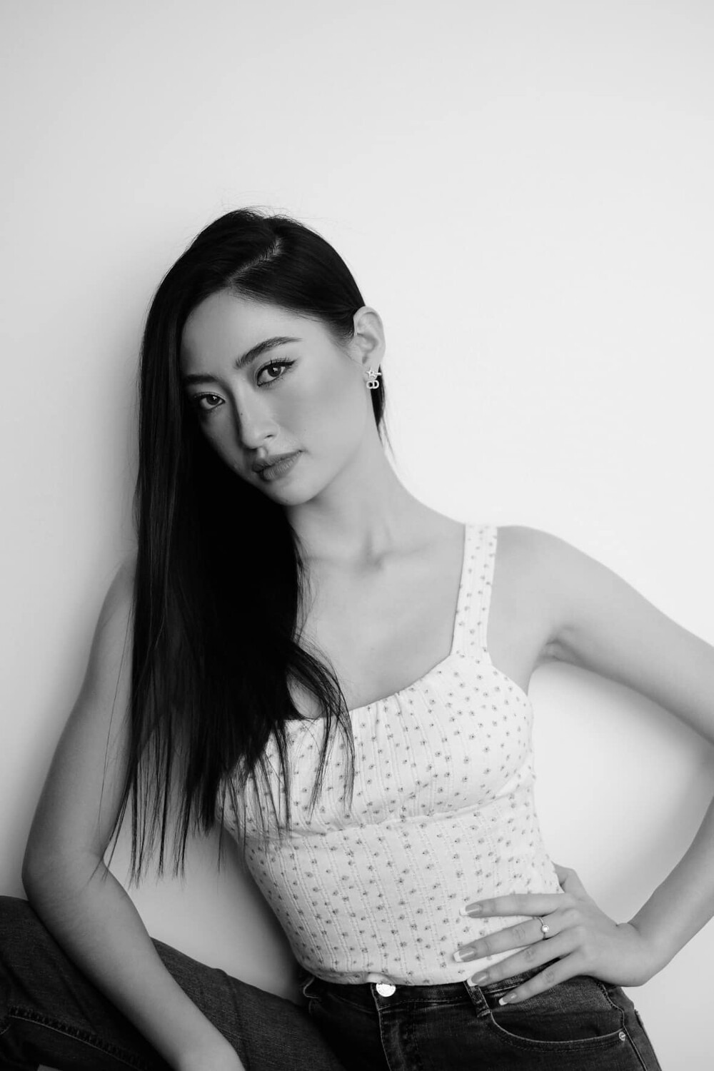 Lương Thùy Linh xinh đẹp bất chất trong loạt ảnh mới. Ảnh: FBNV Lương Thùy Linh xinh đẹp bất chất trong loạt ảnh mới. Ảnh: FBNV